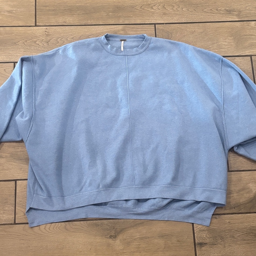 Free People Light Blue Camden sweatshirt. oversized - Picture 4 of 8